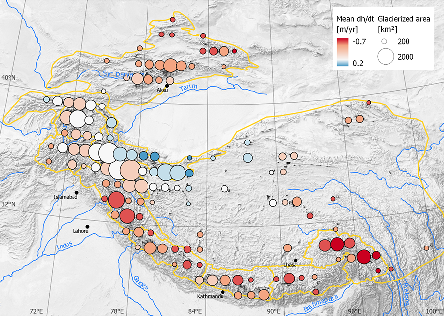 Rate of glacier elevation change (in m/yr) for the period 2000-2016. Red dots represent area where glaciers are thinning and blue dots area where glaciers are thickening.